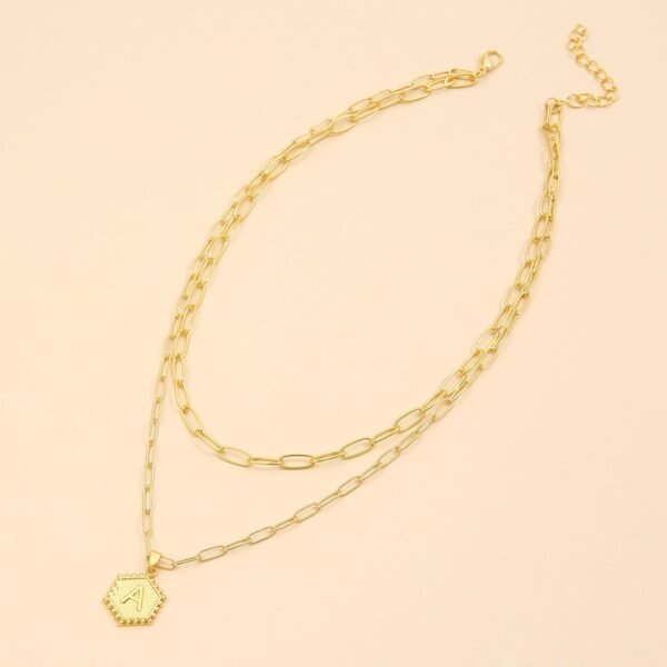 Cadena con Dije Hexagonal de Letra