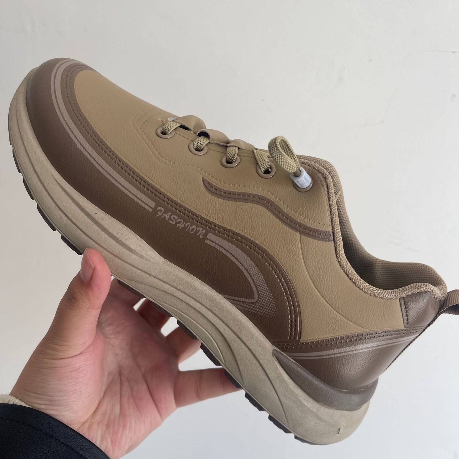 #Nuevas Zapatillas NOA Trend - YW2 - Image 2